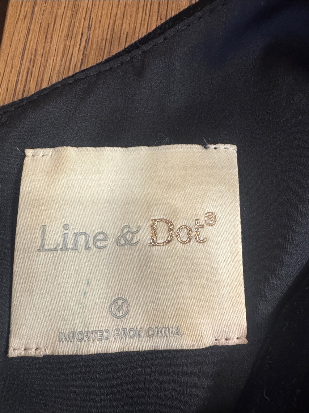 Line & Dot - Picture 2 of 11